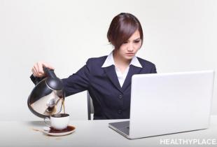 A Self-Care Tip for Schizophrenia 自我保健对精神分裂症是缠绕在情绪垃圾,垃圾”。为什么在HealthyPlace学习。