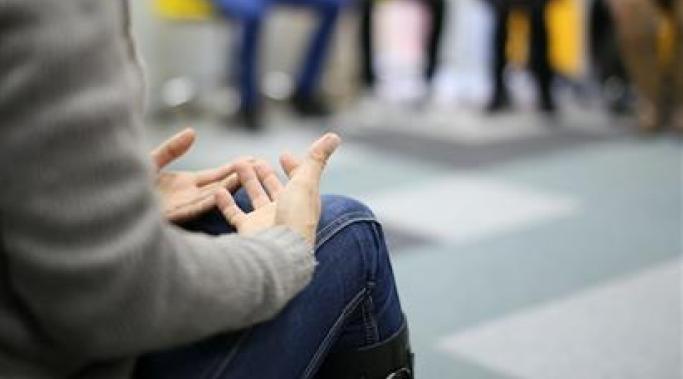 Overcoming Isolation, Loneliness from Mental Health Stigma 隔离和孤独心理健康造成的污名可以导致更糟糕的是心理健康,甚至自杀。避免孤立和孤独。这是如何。