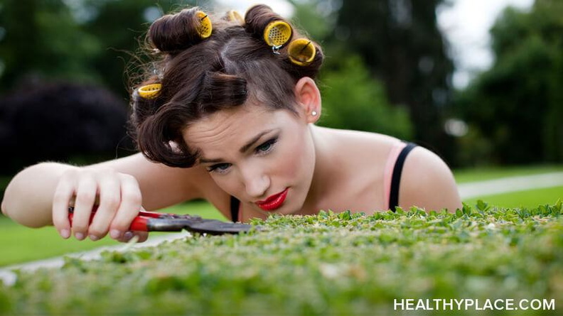 Persistent Perfectionists: The Idea of Perfection Remains Even After Eating Disorders Treatment 厌食症患者在康复后至少一年内仍会保持完美主义者的倾向。完美主义作为一种人格特质,会让人有患上神经性厌食症的风险。