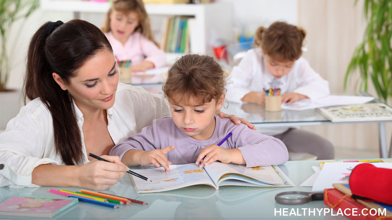 关于自闭症儿童教育的详细信息,自闭症谱系障碍儿童的行为问题,自闭症谱系障碍儿童的外观。