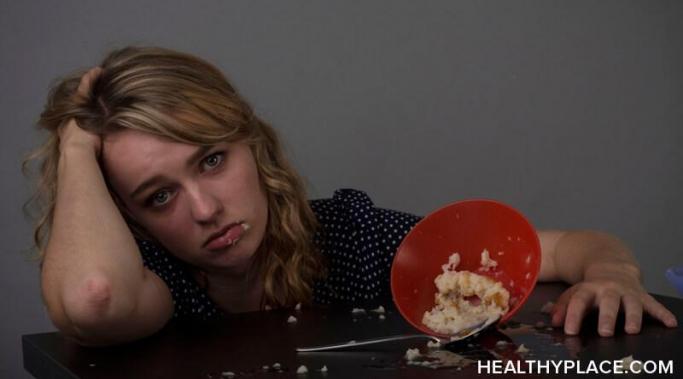 Practicing Mindfulness After a Meal in Eating Disorder Recovery 饭后正念可以缓解焦虑的进食障碍的行为。饭后学习念力让你专注于在HealthyPlace复苏。