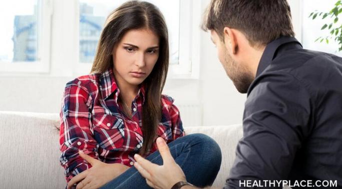 About Kellie Holly, Author of Verbal Abuse in Relationships Blog 凯莉冬青是一个18年婚姻出言不逊。在人际关系中博客她辱骂,辱骂,她的经历和她所知道了细节。