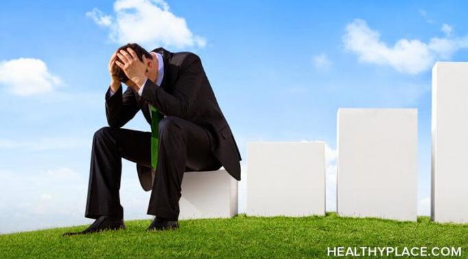 Stress Resilience Training - Before and After PTSD Recovery 压力恢复训练有助于创伤后应激障碍的恢复。我们都需要足够的抗压能力。学习如何培养它来承受压力并变得更好。