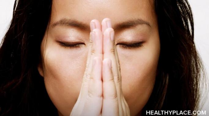 Ways to Keep Your Sanity In A Natural Disaster 在自然灾害中保持清醒是不容易的。如果你有精神疾病在紧急情况下,你应该做什么?找出答案,这样你就有准备了。