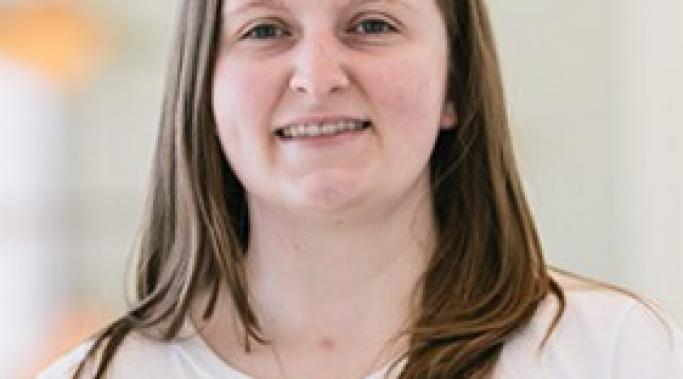 About Laura Barton, Author of "Surviving Mental Health Stigma Blog" 幸存的心理健康污名博客的新作者劳拉·巴顿(Laura Barton)谈到了她在抑郁症,焦虑和皮肤挑选障碍方面面临的挑战。