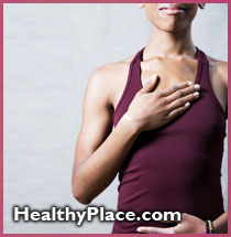 胃使用横隔膜呼吸(呼吸),克服了高水平的焦虑。学习正确的呼吸技术。