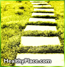 戴尔博士盖伊讨论使用替代疗法治疗抑郁症。圣约翰草的详细讨论,金丝桃属植物。