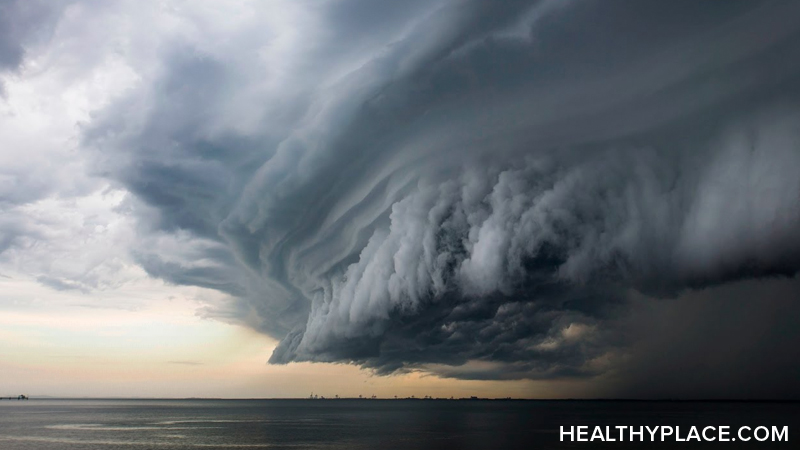 飓风和自然灾害可能会对您的心理健康产生负面影响。学习6个提示，以应对健身墙的创伤事件