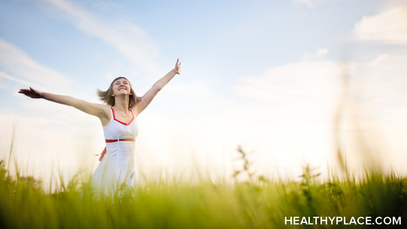你可以改善你的心理健康和幸福尽管有困难。在HealthyPlace.com网站上学习一些实用的方法来提高你的幸福感