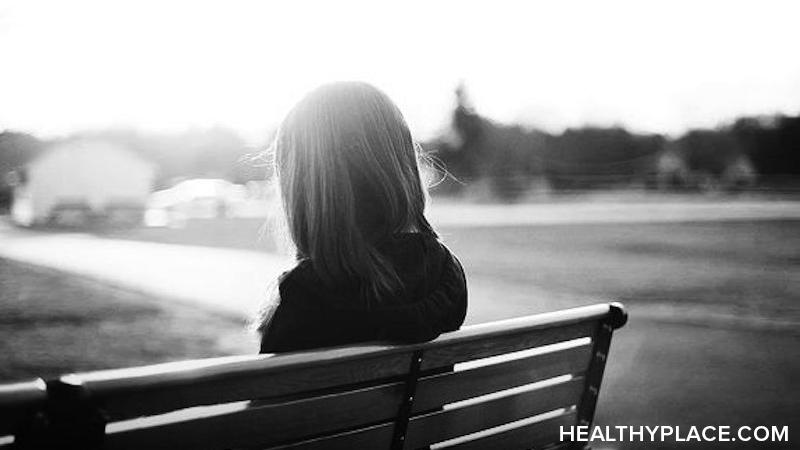 孤立和孤独是那些患有精神疾病的人常见的挣扎。登陆HealthyPlace.com了解如何应对孤独和孤独。