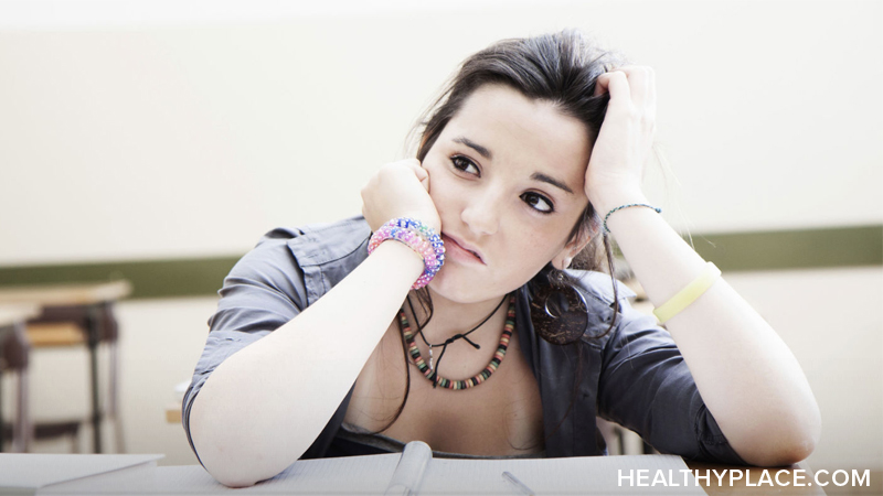 涵盖了多动症的替代治疗，从饮食补充到饮食干预多动症加上行为管理技术的儿童和学生患有多动症。