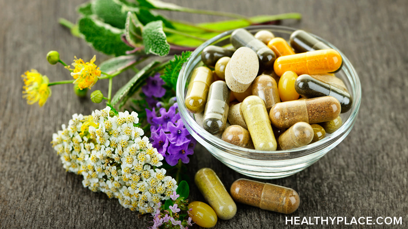 补充和替代药物（例如补充剂，针灸，瑜伽）是否真的可以改善您的心理健康？看一看。