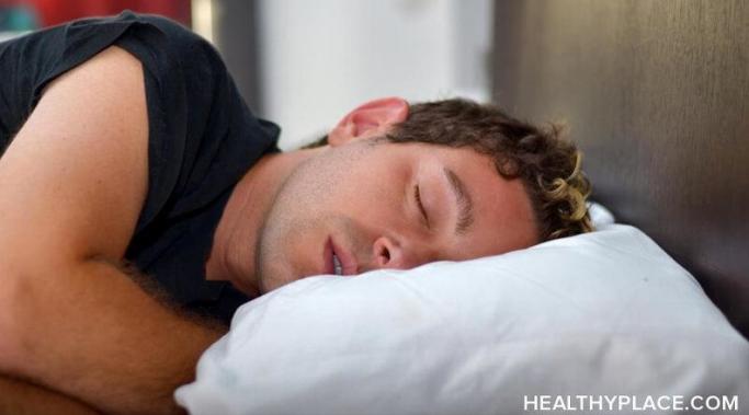 这一天的快速午睡可以提高您的生产力并使您的生活中受益。学习三种方式，短暂的睡门可以改变你的生活。