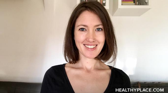 维多利亚·皮尔-耶茨在“暴食康复”博客中讨论了她的心理健康史以及她是如何从暴食症中恢复过来的。学习更多的知识。