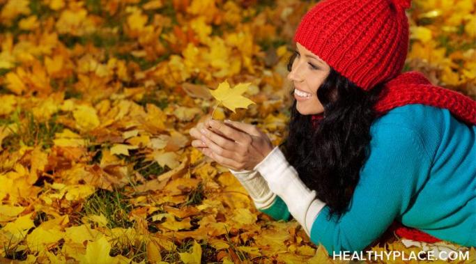 秋天是我最喜欢的季节，因为凉爽的天气舒缓了我的精神分裂障碍。找出秋天如何在健康场所舒缓我的精神分裂症。