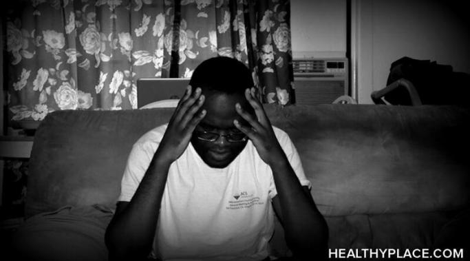 观看对患有双相情感障碍的黑人男子Shawn Maxam的采访视频，了解他在性别、种族和精神疾病方面的经历。
