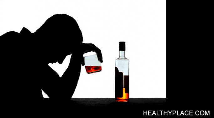 被认定为酷儿时酗酒是很常见的。了解酒精滥用和酷儿之间的联系，以及如何找到帮助来恢复。
