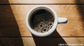 看看ADHD和咖啡因的研究对你患有ADHD时咖啡因的好处和坏处有什么看法。HealthyPlace。