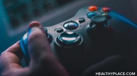 沉迷于电子游戏和网络游戏负面影响了你的生活。发现如何收回你的生活和结束HealthyPlace沉迷于游戏。