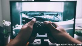 游戏上瘾有9种症状。看看HealthyPlace上的游戏成瘾症状列表，可以帮助你了解自己的游戏行为。