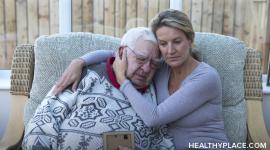 也许阿尔茨海默氏症最大的代价之一是对家庭和照顾者造成的损失。照顾老年痴呆症患者真正需要做的是什么?