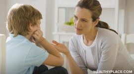 管教一个有反应性依恋障碍(RAD)的孩子可能很难。在HealthyPlace上发现学科的目的并获得有用的提示。