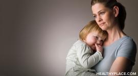 患有抑郁症的孩子很难为人父母。学会告诉你的孩子什么。在HealthyPlace网站上可以找到帮助抑郁症患者育儿的建议。