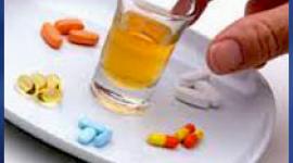 双重诊断是物质滥用和精神疾病之间的关系;人们使用药物或酒精来应对他们的精神疾病。