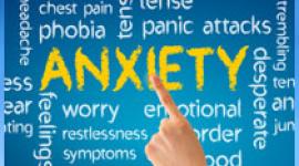 关于苯二氮平类药物(阿普唑仑，安定)治疗焦虑和恐慌发作的好处，副作用和缺点的详细信息。