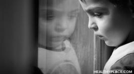 了解虐待儿童的主要类型，以及身体虐待、性虐待、情感虐待和忽视儿童的构成。