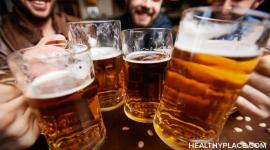 一个人怎么知道自己喝多了呢?多少酒精才算过量?在这里可以得到关于饮酒过量的可信答案。