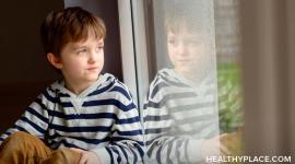 儿童双相情感障碍的原因很复杂。儿童双相情感障碍曾被研究过，但尚未完全了解。在HealthyPlace网站上获取病因的详细信息。