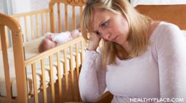 什么是产后抑郁症?产后抑郁症(简称PPD)会影响母亲照顾婴儿的能力。详情请登录HealthyPlace.com。