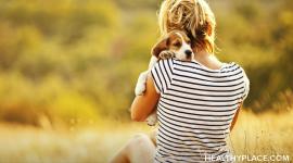 动物辅助治疗可能对您的心理健康有益。了解宠物治疗如何在HealthalPlace.com上用于心理健康