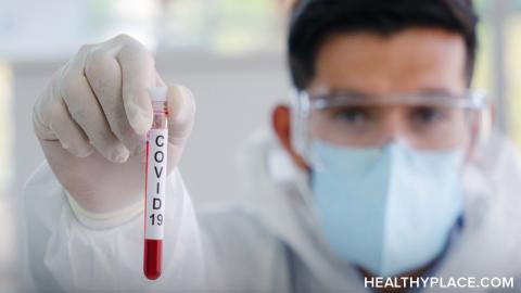 参加COVID-19考试身体上很容易，但心理上很费力。了解做COVID-19测试是什么感觉，以及我在做测试时学到了什么。