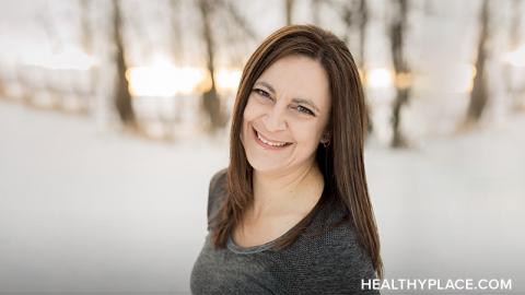 《人际关系中的言语虐待》的作者谢丽尔·沃兹尼谈到了她的言语虐待历史，以及她想把博客带到哪里。在这里了解谢丽尔。