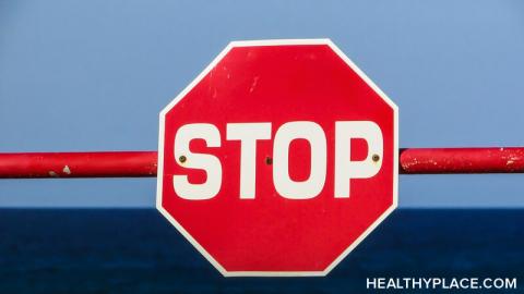 在假期里设定健康界限可能很难。学习如何设定界限，以保持你的身心健康。