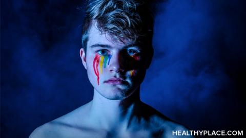 LGBTQIA+社区在医院获得心理保健时会面临偏见。这些偏见会影响我们治愈的能力。找出为什么在健康场所。