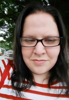 Crystalie Matulewicz是healthplace网站“游离生活”的新作者。了解她与分离性身份障碍的斗争。
