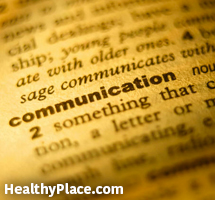 健康的沟通支持健康的关系和心理健康康复。找出三种在这里创建健康沟通的方法。读这个。
